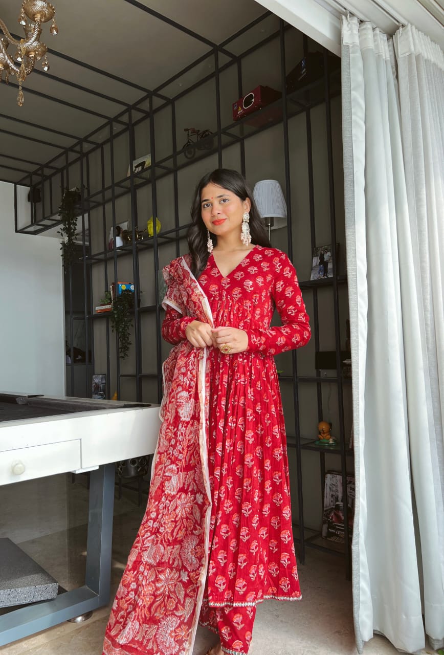 Women's Red Block Printed Kurta Set with Pants and Dupatta